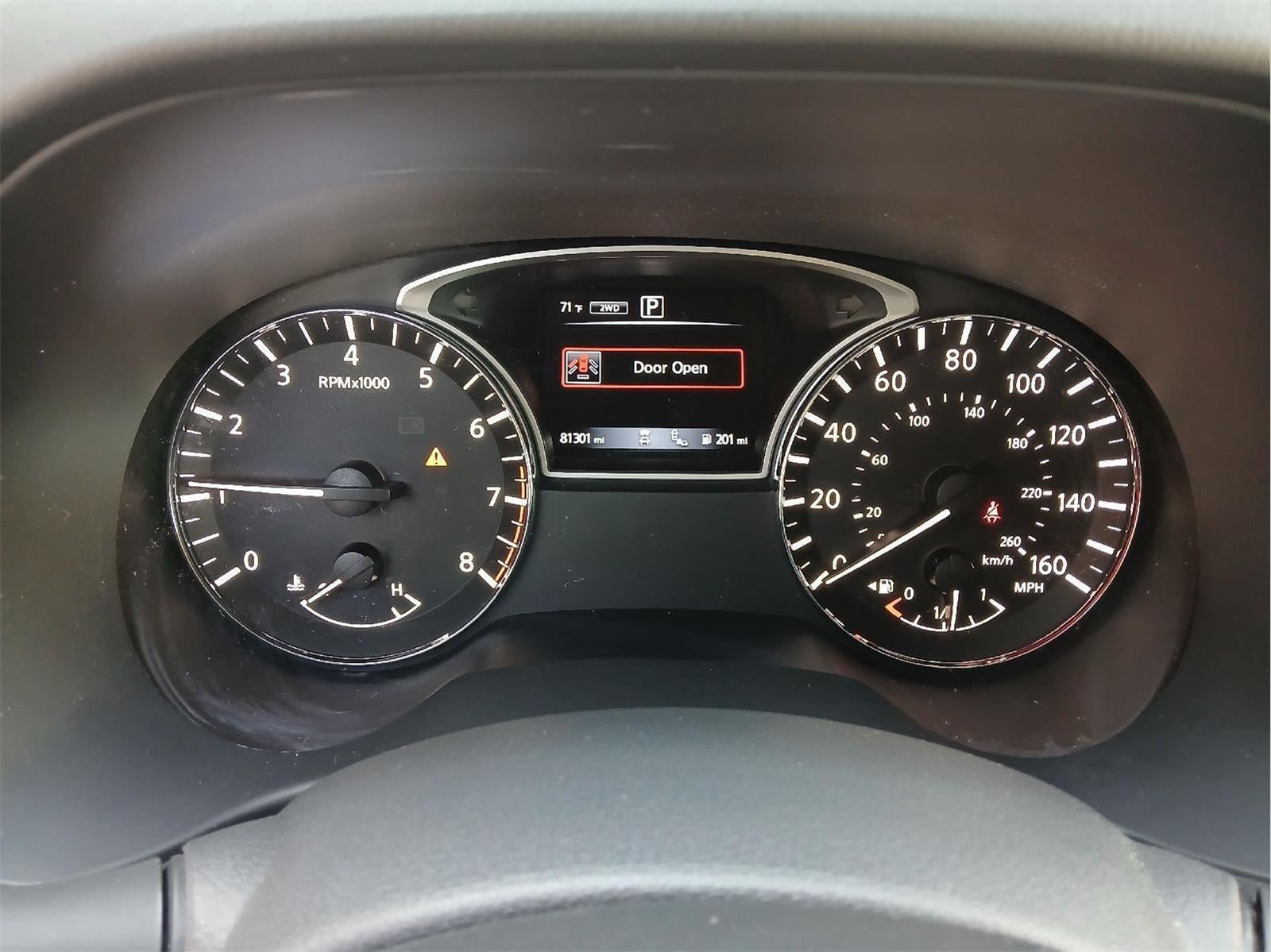 2020 Nissan Pathfinder SV