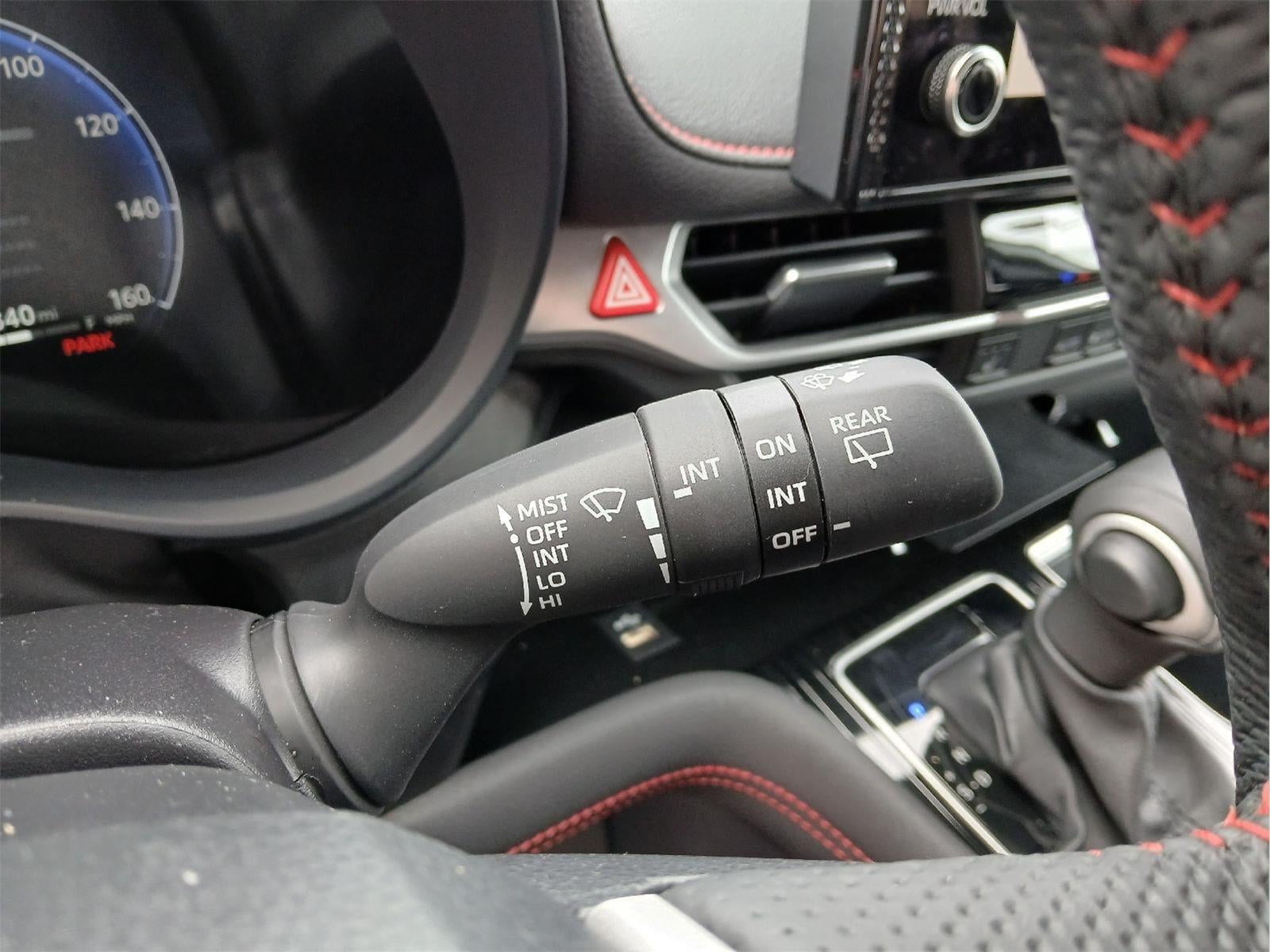 2025 Toyota SIENNA XSE AWD MINIVAN