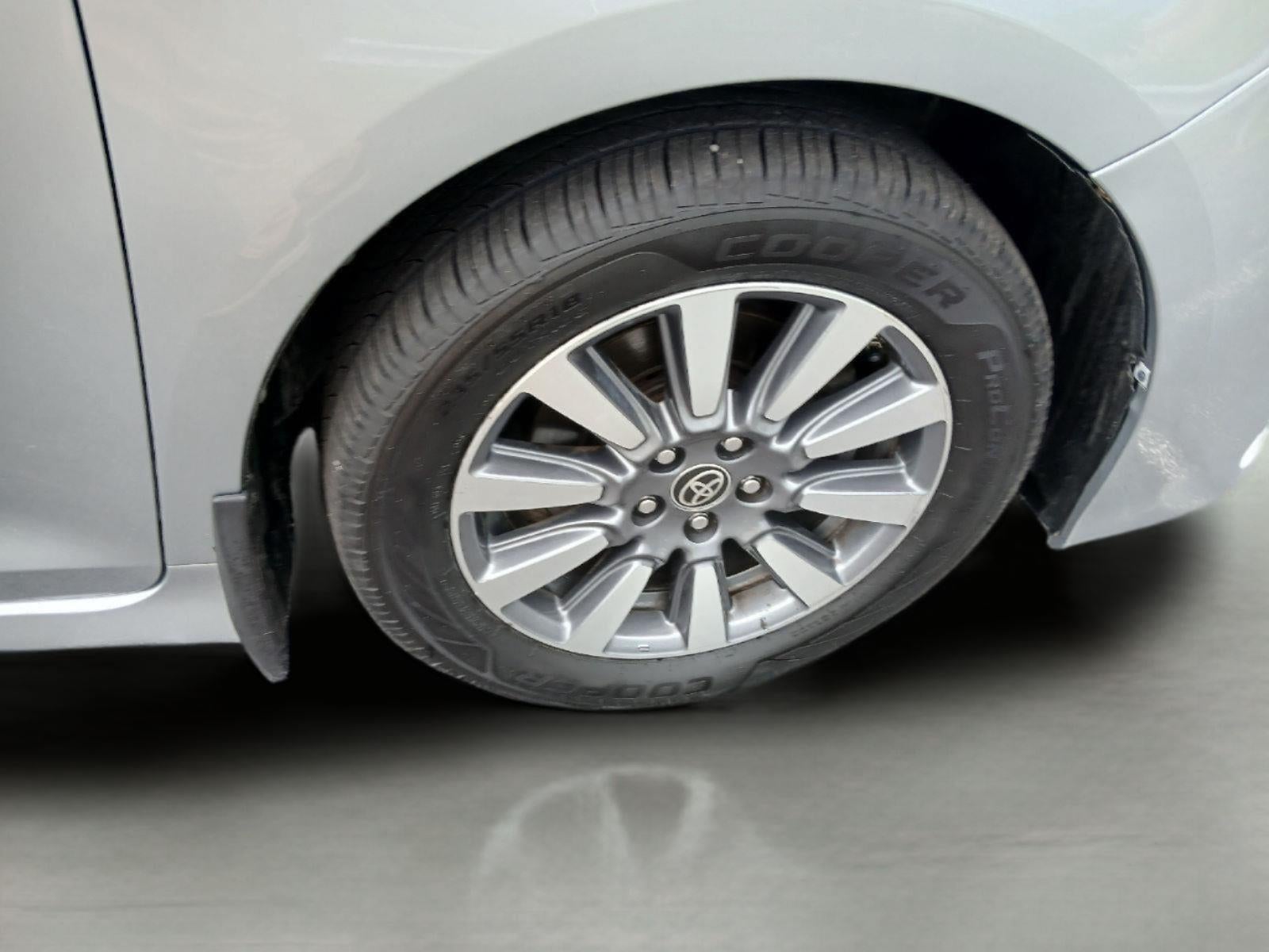 2020 Toyota Sienna XLE 7-Passenger