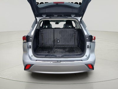 2021 Toyota Highlander Hybrid Platinum