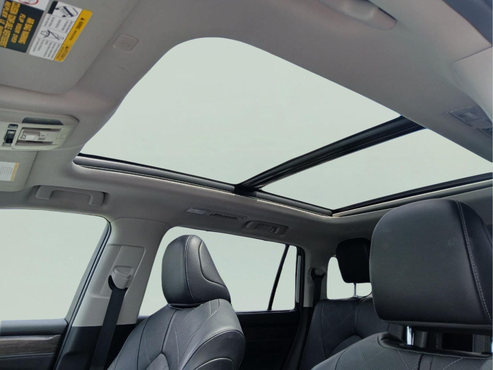 2021 Toyota Highlander Hybrid Platinum