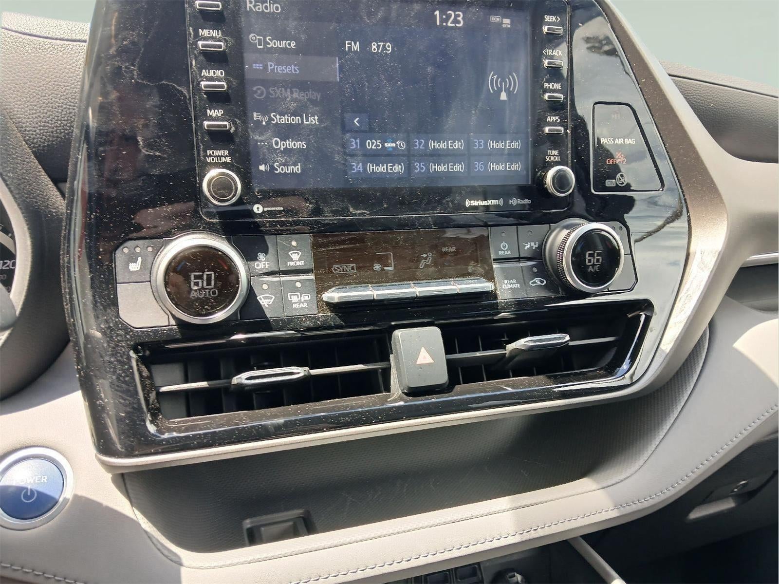 2021 Toyota Highlander Hybrid XLE