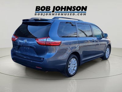 2015 Toyota SIENNA LE 3.5L LE 7-Passenger