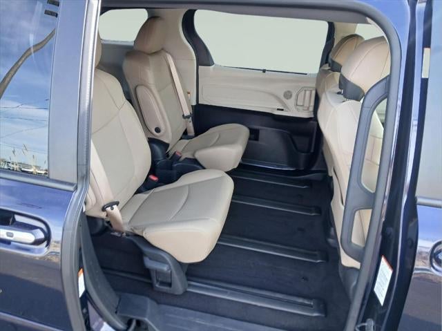 2023 Toyota SIENNA XLE AWD XLE 7-Passenger