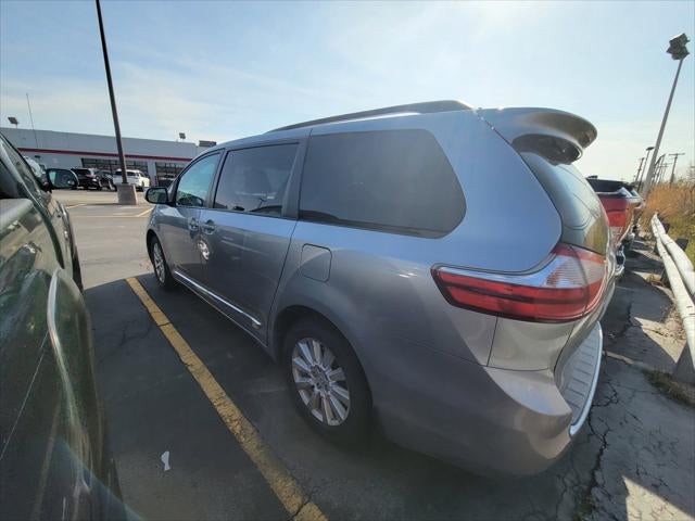2017 Toyota Sienna LE 7-Passenger