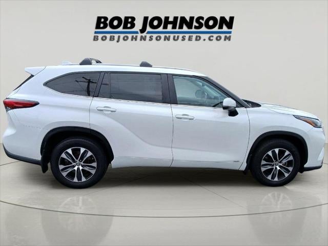 2023 Toyota Highlander Hybrid XLE