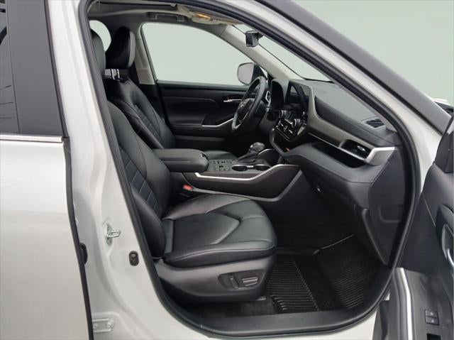 2023 Toyota HIGHLANDER XLE AWD