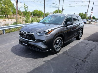 2024 Toyota Highlander XLE