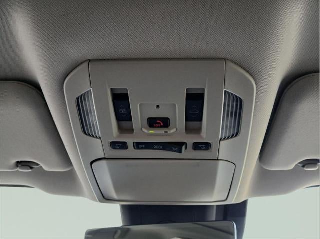 2025 Toyota Highlander Platinum