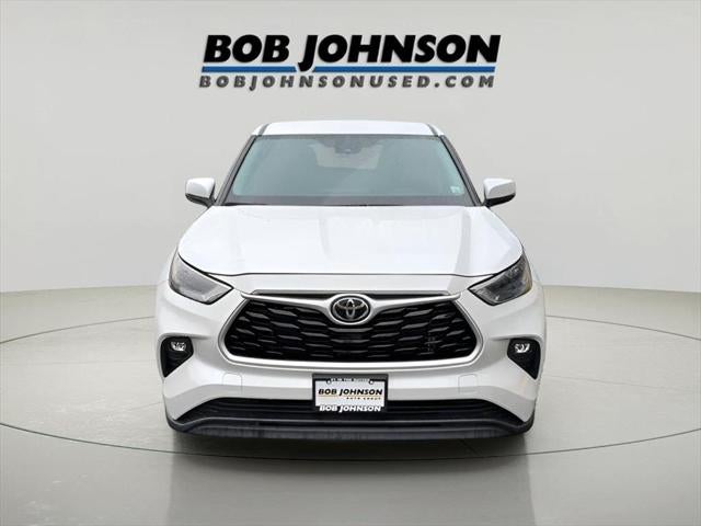 2023 Toyota HIGHLANDER LE