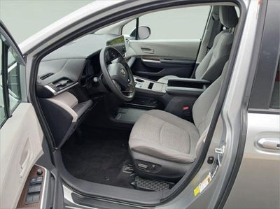 2022 Toyota Sienna LE