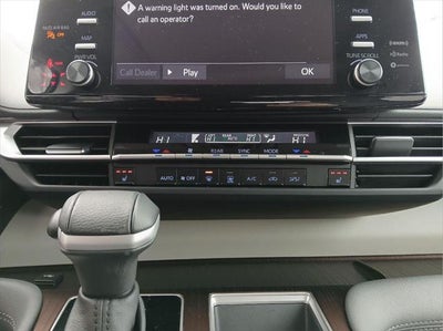 2024 Toyota SIENNA XLE MINIVAN