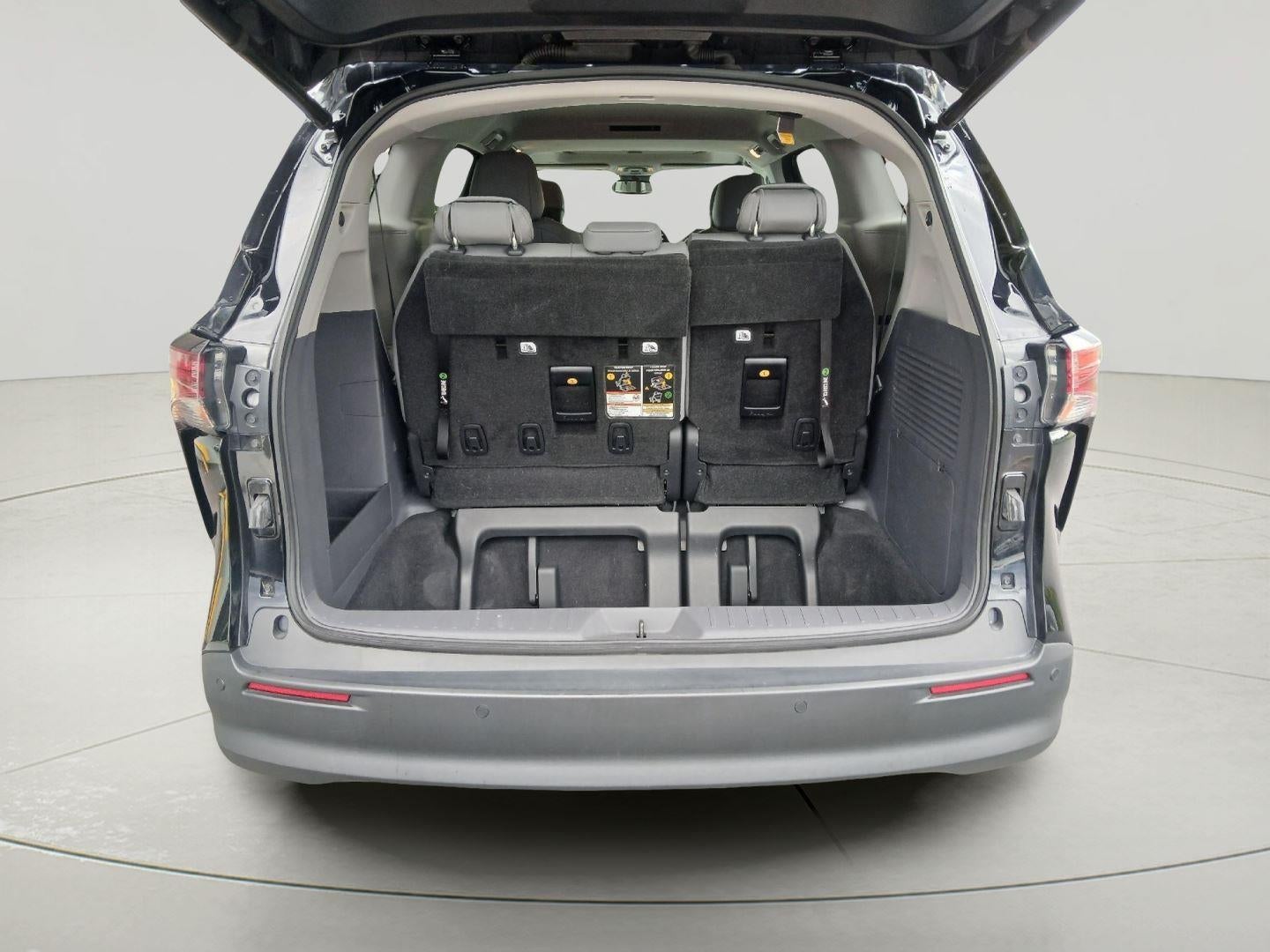 2021 Toyota Sienna XLE 7-Passenger