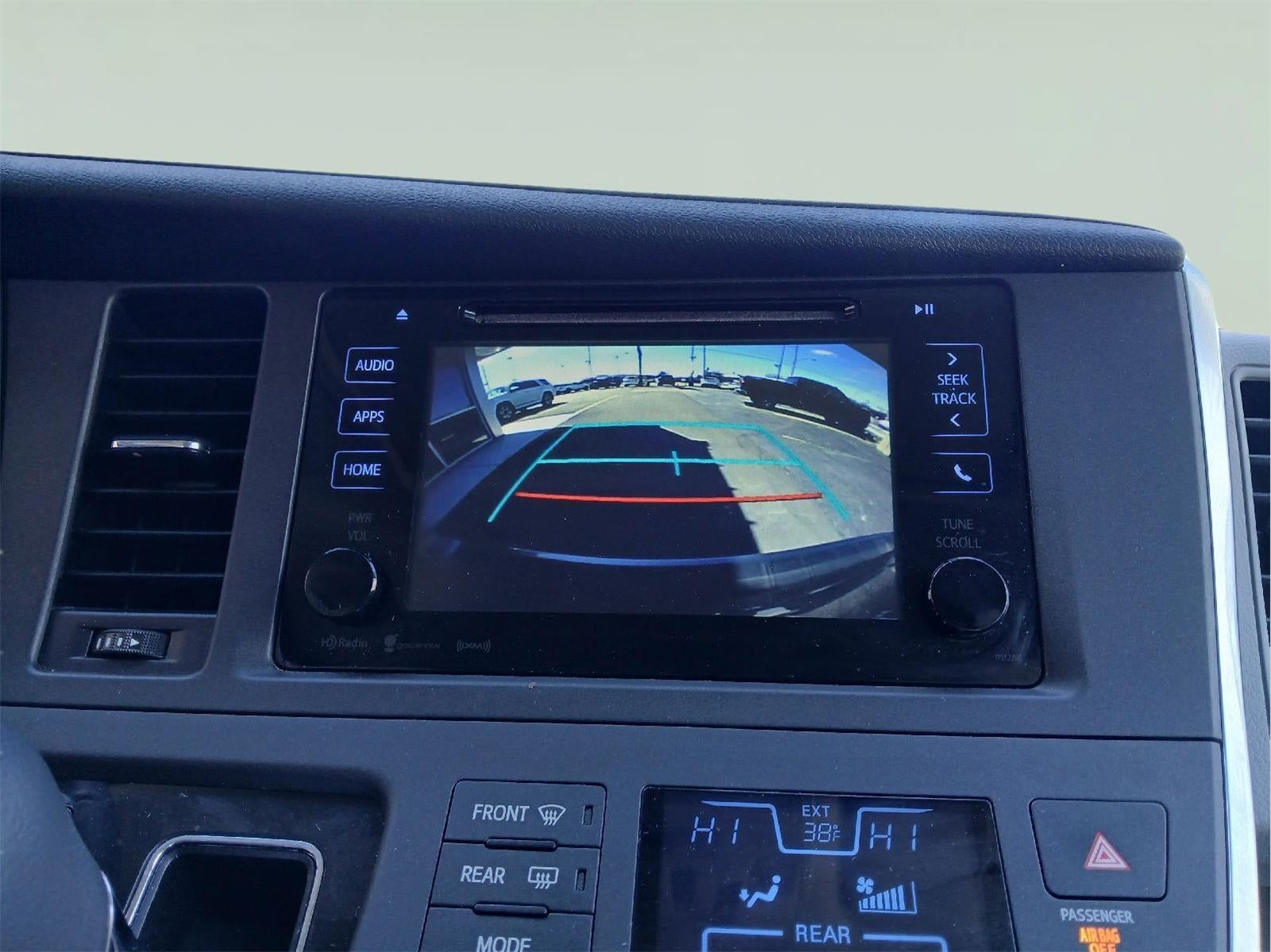 2017 Toyota SIENNA XLE 3.5L XLE 8-Passenger