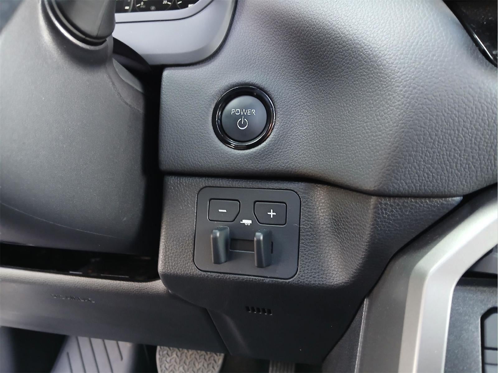 2025 Toyota TUNDRA HV 4X4 Limited HV **SMART BUY $750/Monthly**