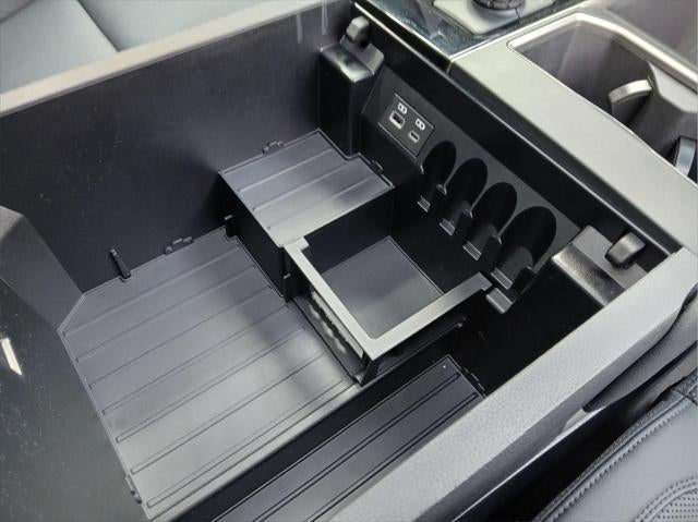 2025 Toyota TUNDRA HV 4X4 Limited HV **SMART BUY $750/Monthly**