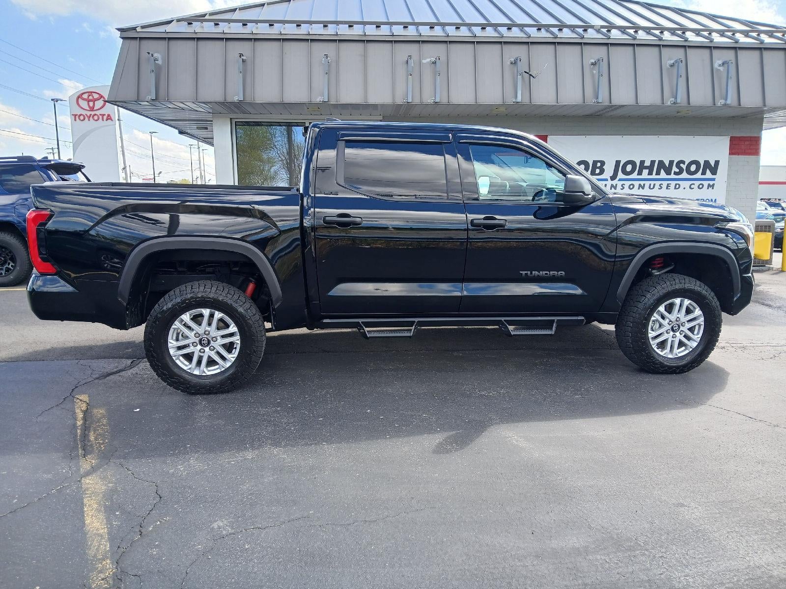 2025 Toyota Tundra SR5