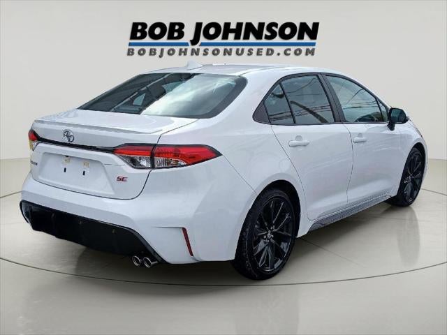 2025 Toyota COROLLA SE