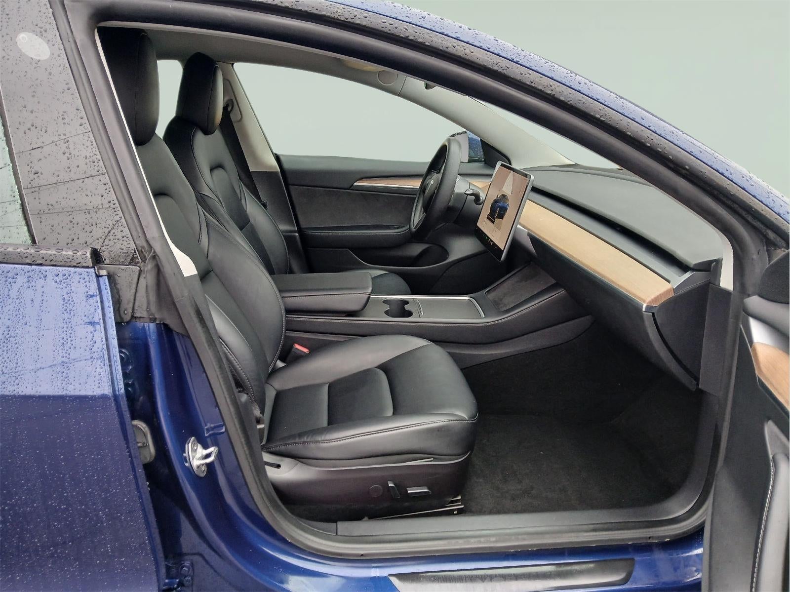 2022 Tesla Model 3 SEDAN