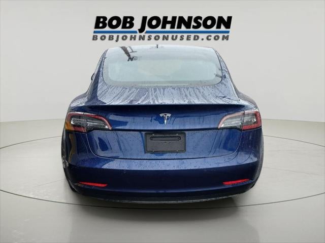 2022 Tesla Model 3 SEDAN
