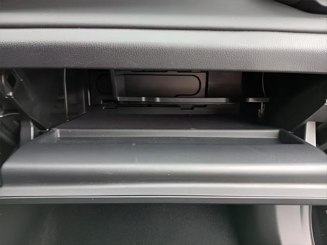 2025 Toyota CROWN SIGNIA XLE