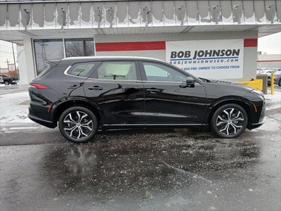 2025 Toyota CROWN SIGNIA XLE