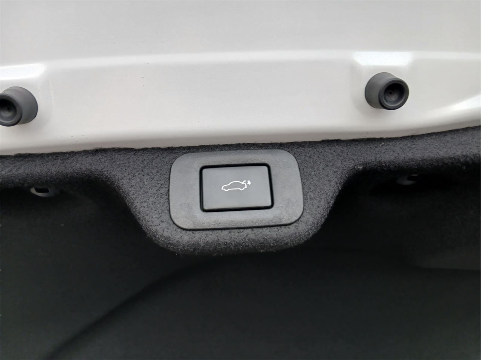 2025 Toyota CROWN PLATINUM AWD