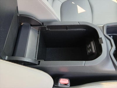 2025 Toyota RAV4 Hybrid XLE Premium