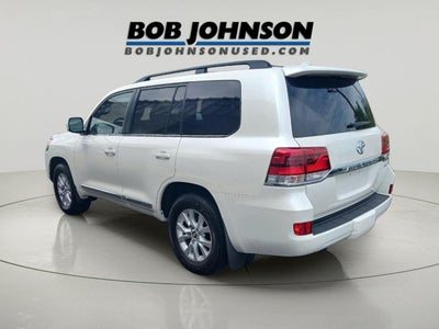 2016 Toyota Land Cruiser Base