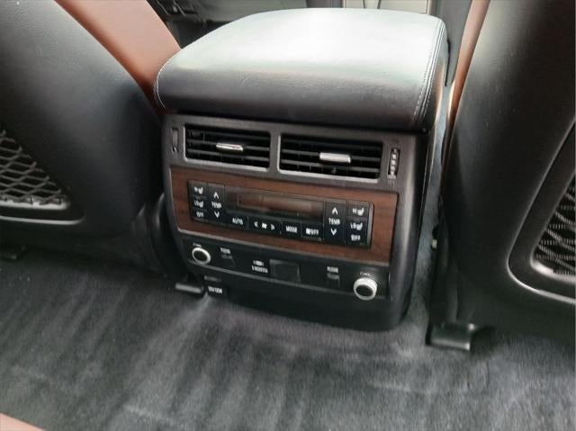 2016 Toyota Land Cruiser Base