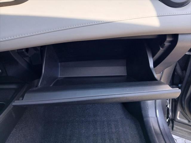 2017 Toyota RAV4 HYBRID XLE