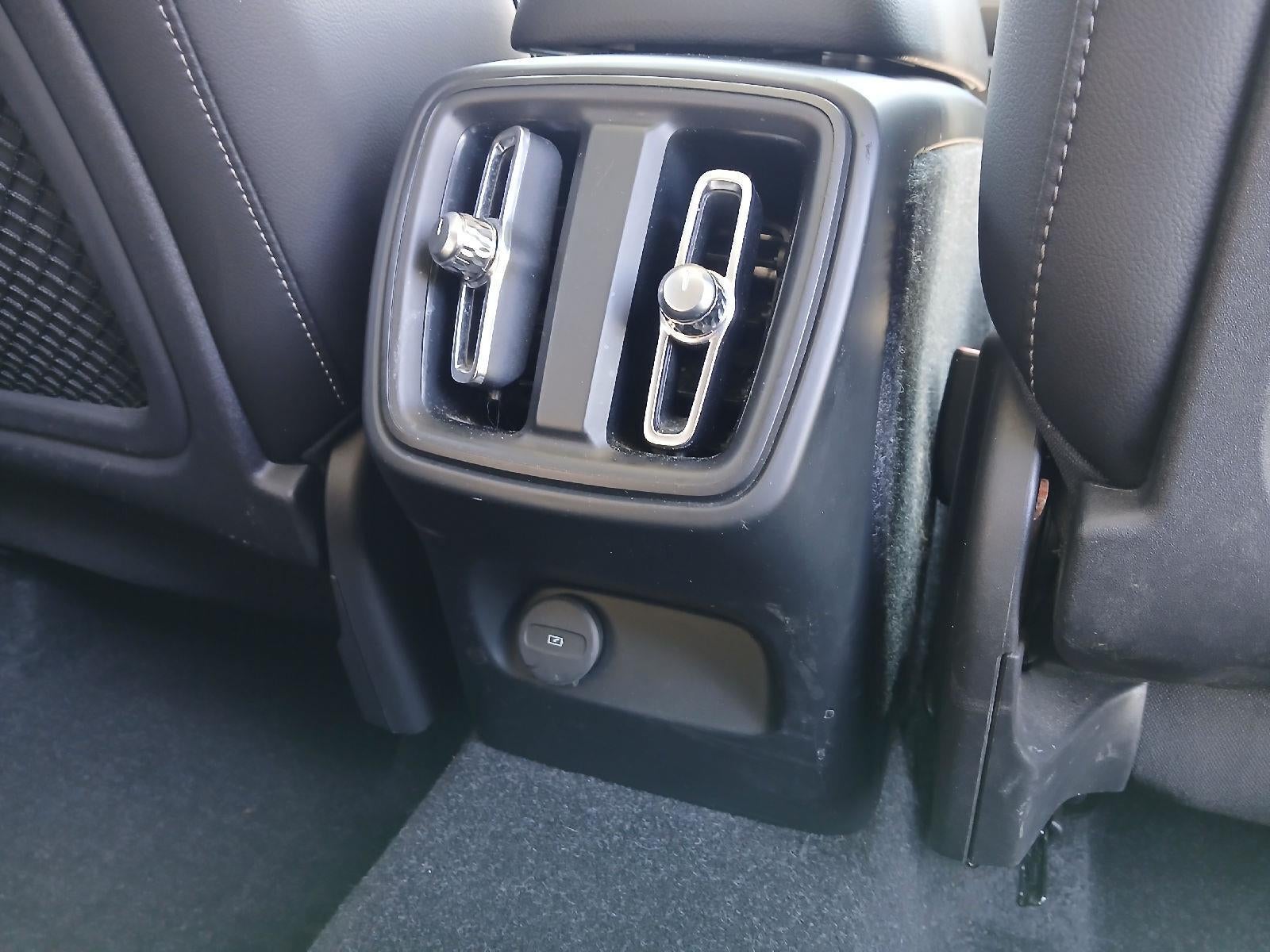 2020 Volvo XC40 Inscription