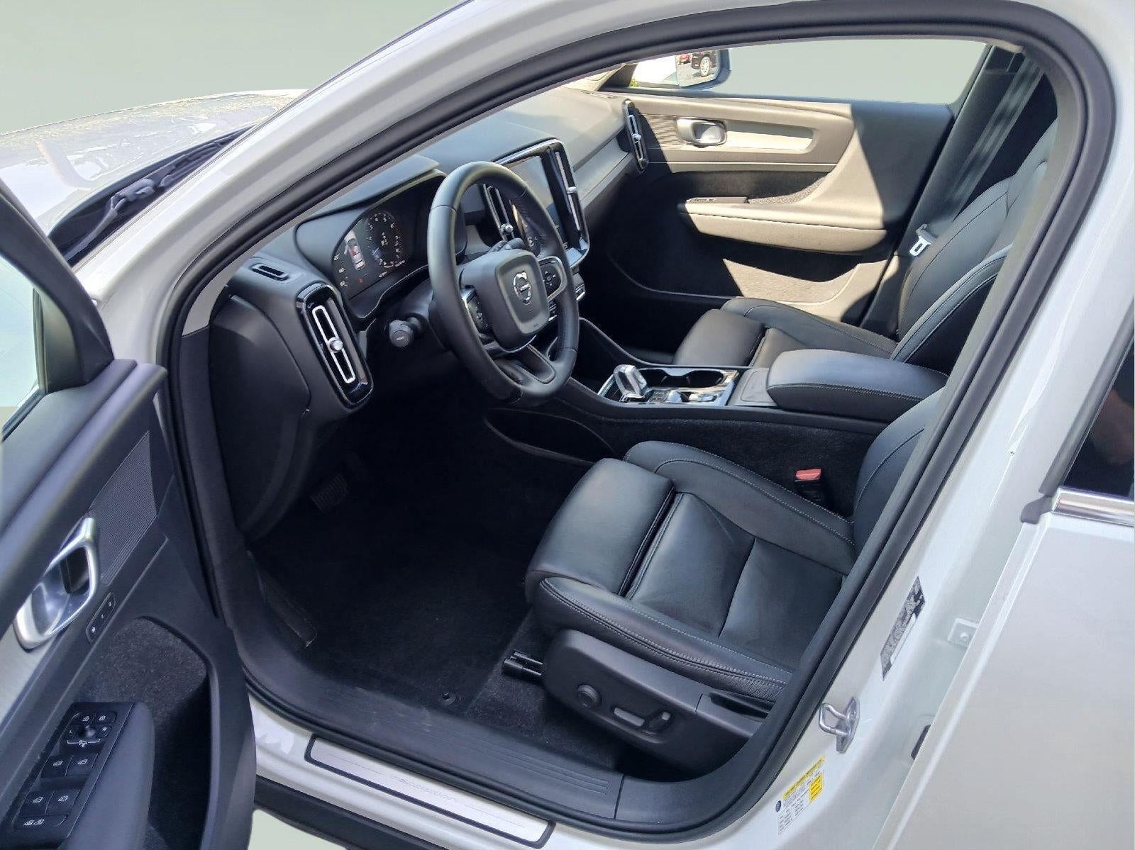 2020 Volvo XC40 Inscription