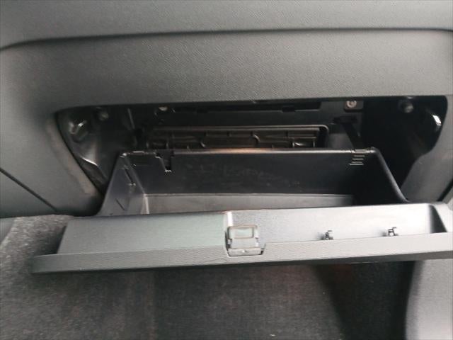 2025 Volvo XC40 Ultra Dark Theme