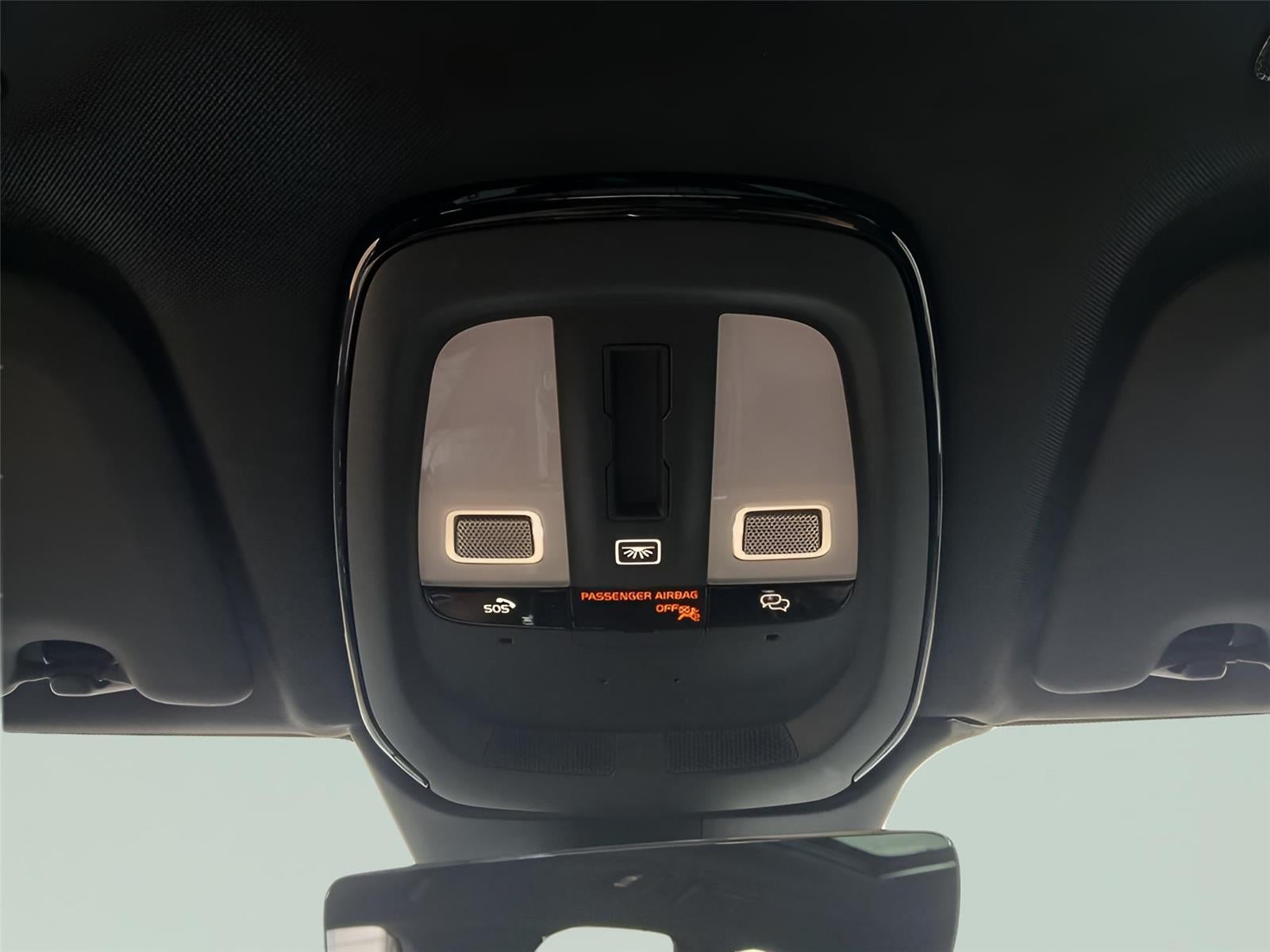 2025 Volvo XC60 Plus