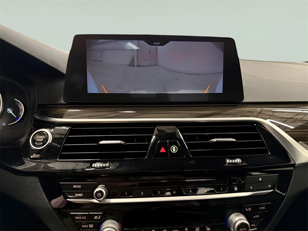 2019 BMW 5 Series 530i xDrive CarBravo