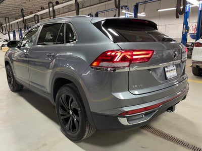 2022 Volkswagen Atlas Cross Sport 3.6L V6 SE w/Technology Certified