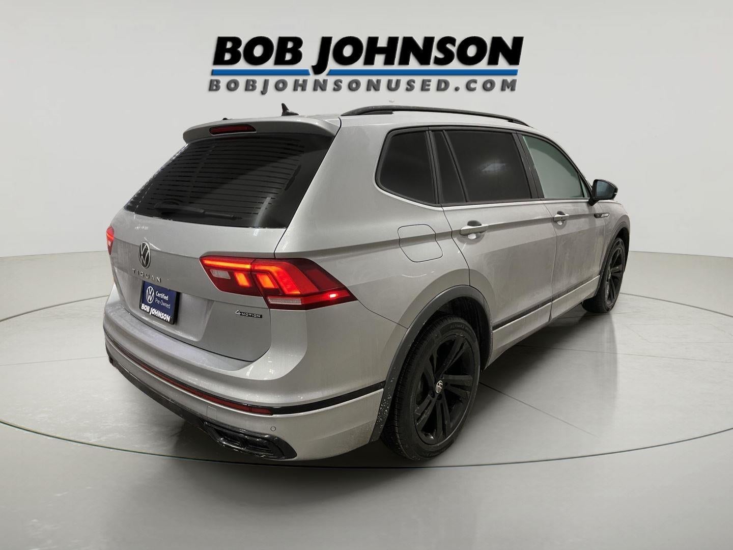 2023 Volkswagen Tiguan SE R-Line Black