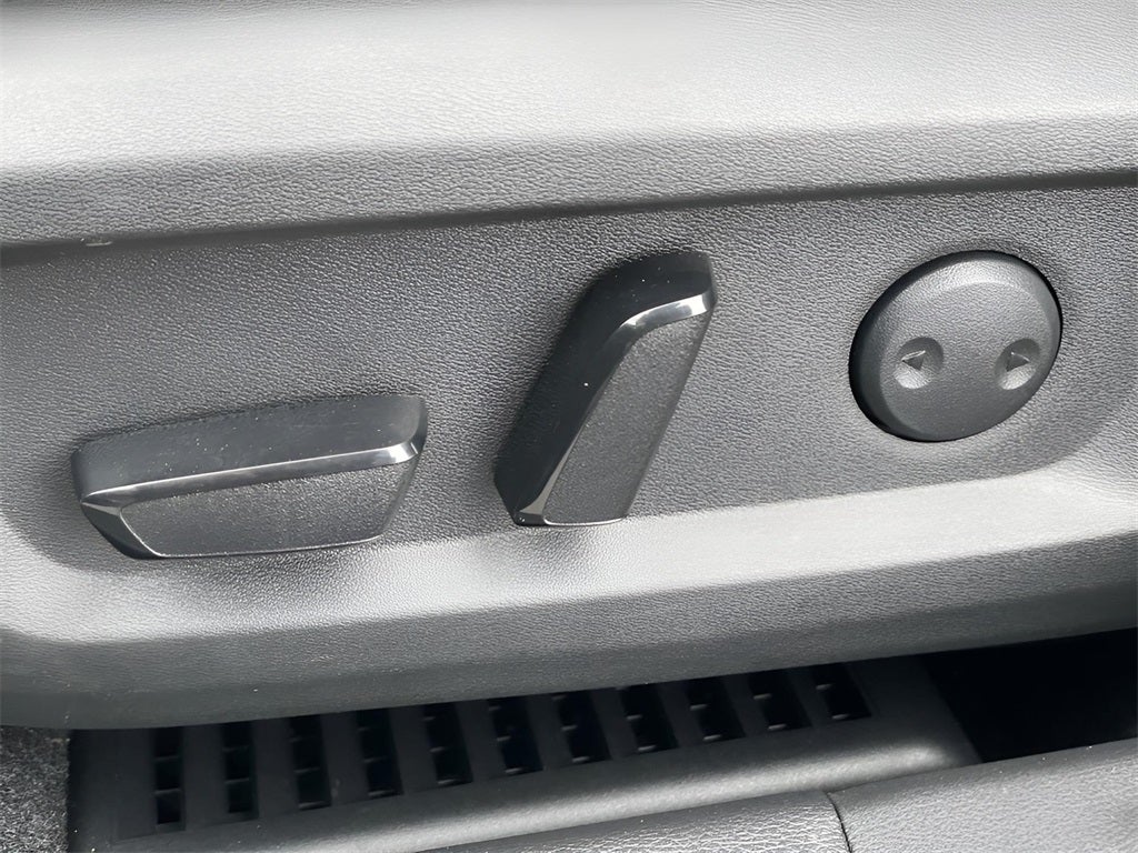 2024 Nissan Rogue SL Certified *$500 CPO Rebate*