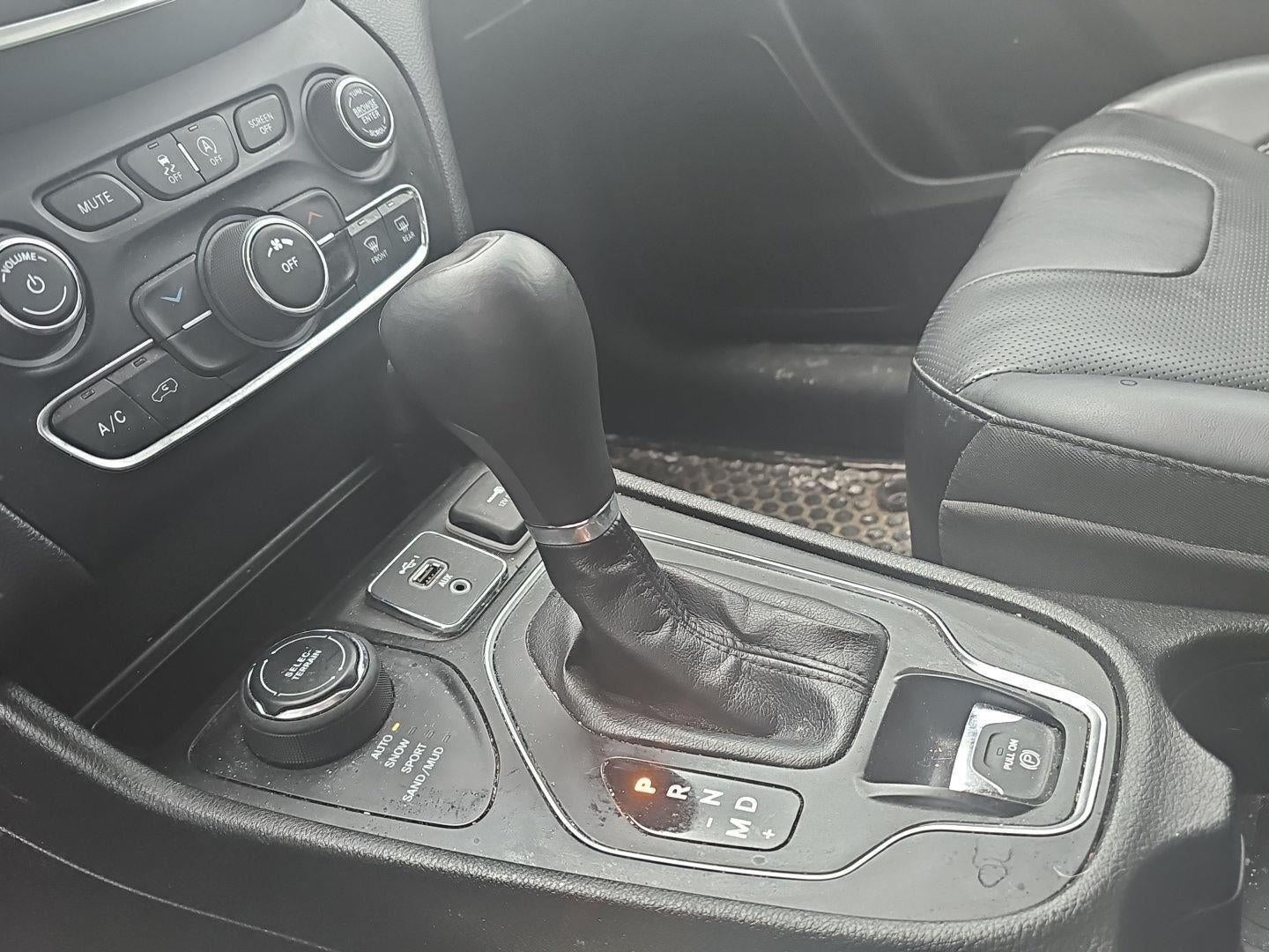 2021 Jeep Cherokee Latitude Lux 4x4