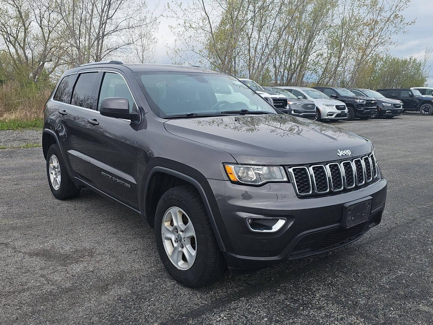 2017 Jeep Grand Cherokee Laredo 4x4
