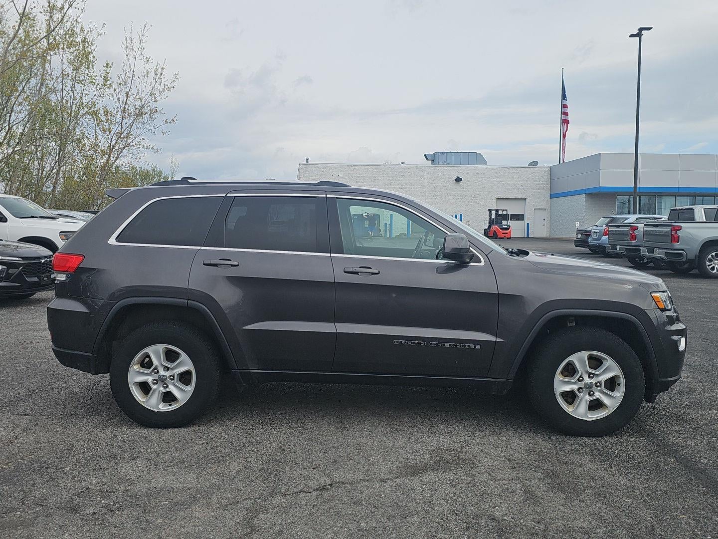 2017 Jeep Grand Cherokee Laredo 4x4