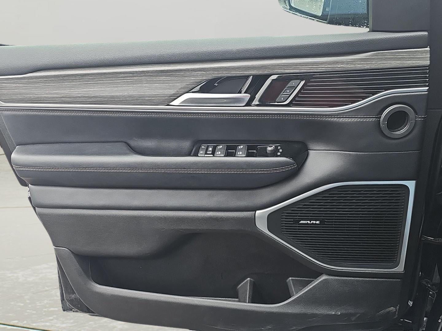 2024 Jeep Wagoneer Series II