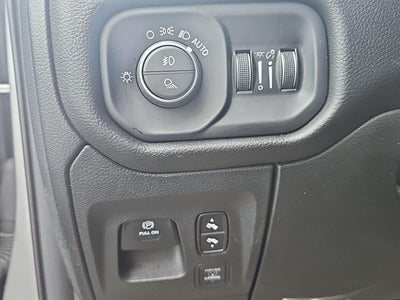 2025 RAM 1500 Laramie Crew Cab 4x4 5'7" Box