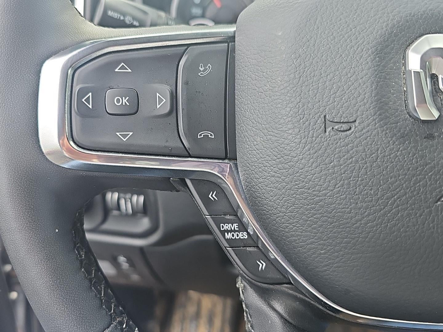 2025 RAM 1500 Laramie Crew Cab 4x4 5'7" Box