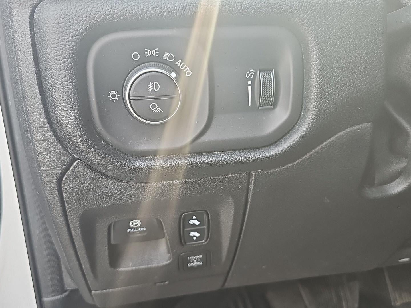 2021 RAM 1500 Rebel Crew Cab 4x4 5'7" Box