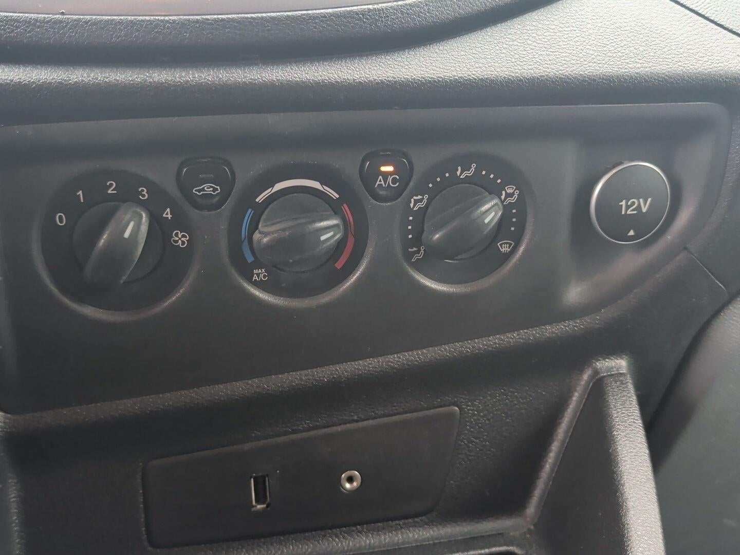 2016 Ford Transit-350 XLT