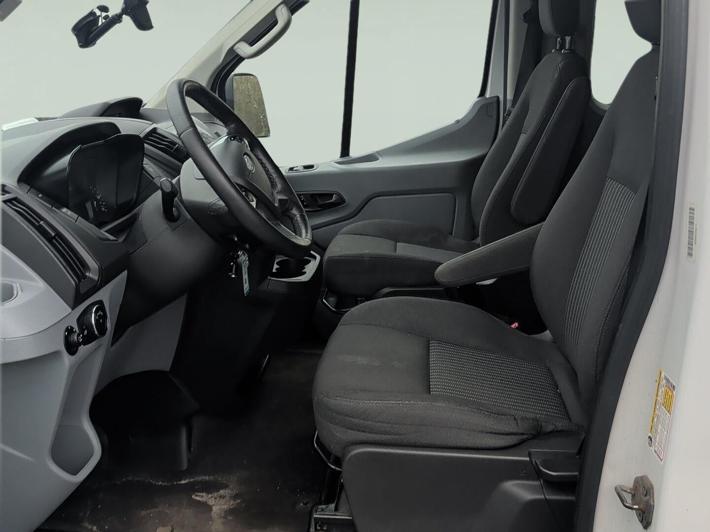 2016 Ford Transit-350 XLT