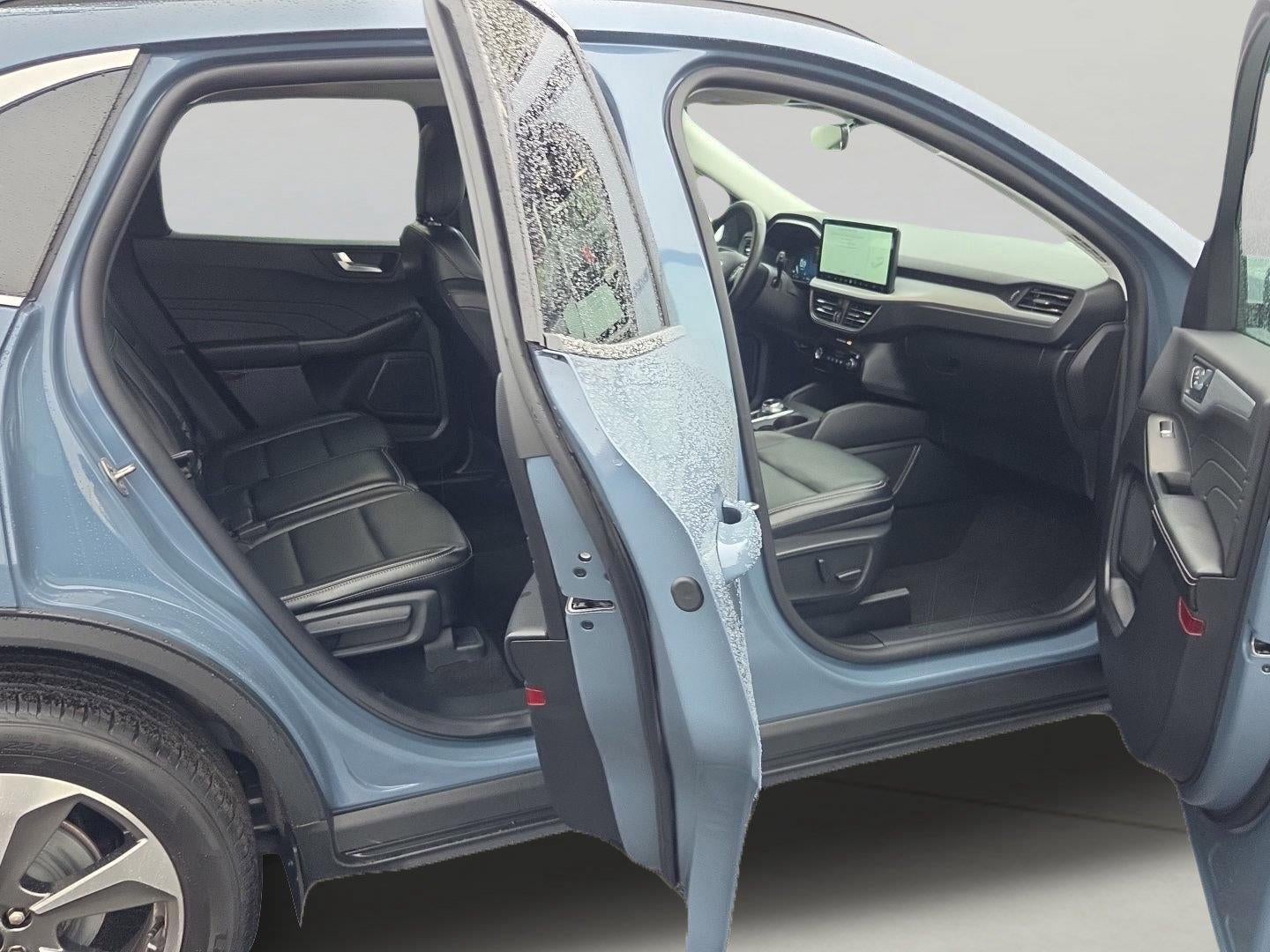 2025 Ford Escape Platinum - Photo 13