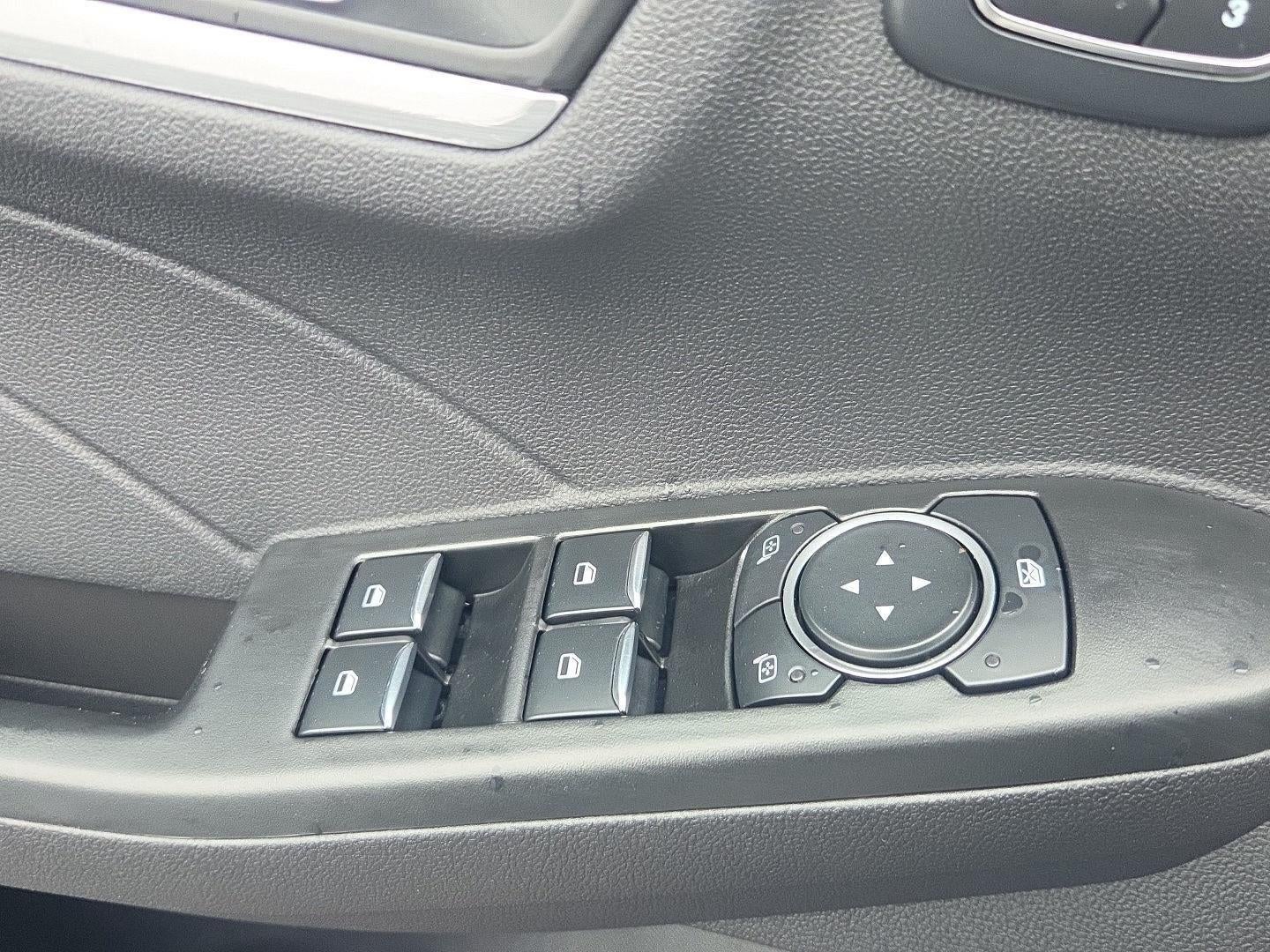 2025 Ford Escape Platinum - Photo 29